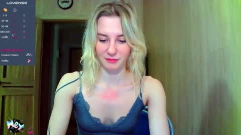 Snapshot of caramel_pie_ chatting on September 2025 05:25:01 PM caramel online show from September 2025 05:25:01 PM