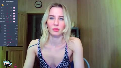 Snapshot of caramel_pie_ chatting on September 2025 07:40:02 PM caramel online show from September 2025 07:40:02 PM