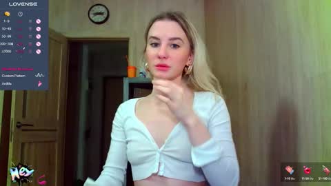 Snapshot of caramel_pie_ chatting on October 2025 08:29:01 PM caramel online show from October 2025 08:29:01 PM