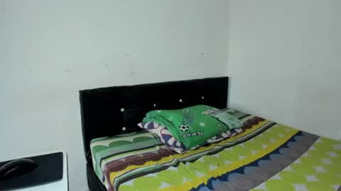 Snapshot of cardrey05 chatting on June 2026 09:41:01 PM Carlos and Cristian online show from June 2026 09:41:01 PM