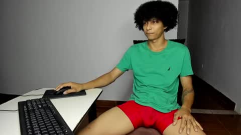 Snapshot of cardrey05 chatting on August 2026 02:37:02 AM Carlos and Cristian online show from August 2026 02:37:02 AM