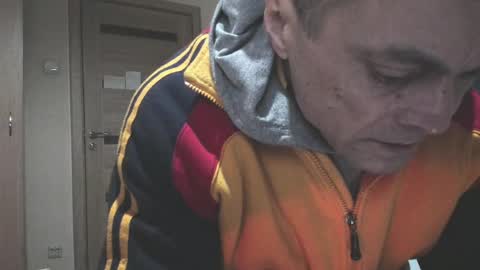 Laz online show from February 2025 06:54:02 PM