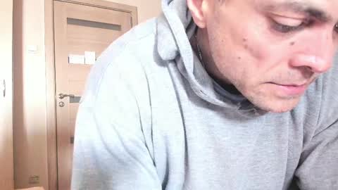 Laz online show from February 2025 10:26:01 AM