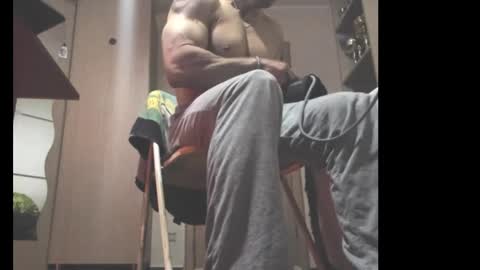 Laz online show from October 2025 07:31:02 AM