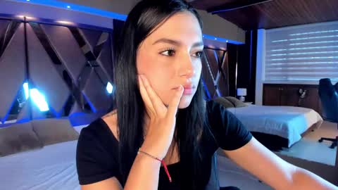 Carina online show from February 2025 11:57:02 AM