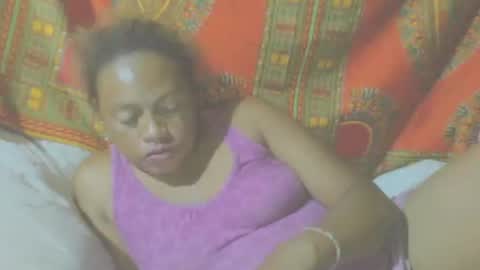 Snapshot of carinesexy69 chatting on December 2024 05:12:01 PM carinesexy69 online show from December 2024 05:12:01 PM