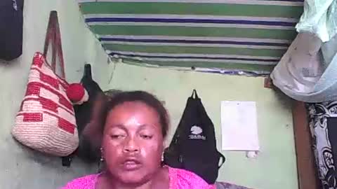 Snapshot of carinesexy69 chatting on December 2024 11:29:02 AM carinesexy69 online show from December 2024 11:29:02 AM