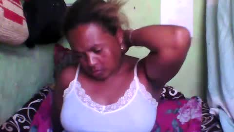 Snapshot of carinesexy69 chatting on December 2024 10:13:02 AM carinesexy69 online show from December 2024 10:13:02 AM