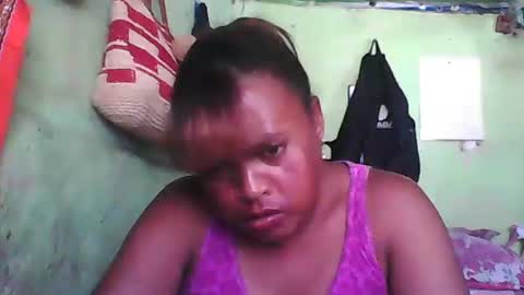 Snapshot of carinesexy69 chatting on December 2024 10:24:01 AM carinesexy69 online show from December 2024 10:24:01 AM