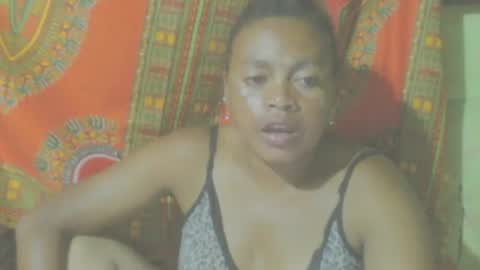 Snapshot of carinesexy69 chatting on December 2024 06:16:01 PM carinesexy69 online show from December 2024 06:16:01 PM