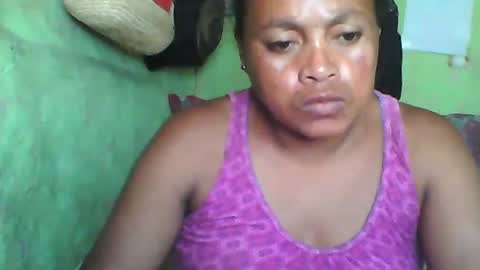 Snapshot of carinesexy69 chatting on January 2025 11:20:02 AM carinesexy69 online show from January 2025 11:20:02 AM