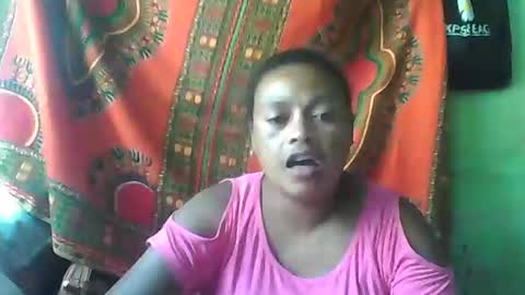 Snapshot of carinesexy69 chatting on January 2025 10:29:02 AM carinesexy69 online show from January 2025 10:29:02 AM