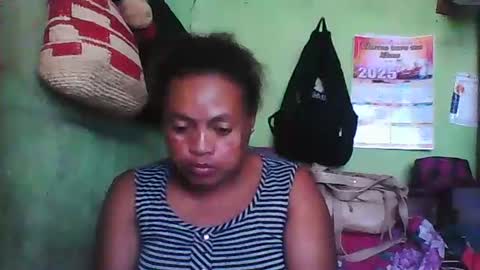 Snapshot of carinesexy69 chatting on January 2025 10:38:01 AM carinesexy69 online show from January 2025 10:38:01 AM