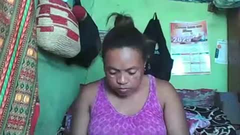 Snapshot of carinesexy69 chatting on January 2025 11:32:02 AM carinesexy69 online show from January 2025 11:32:02 AM
