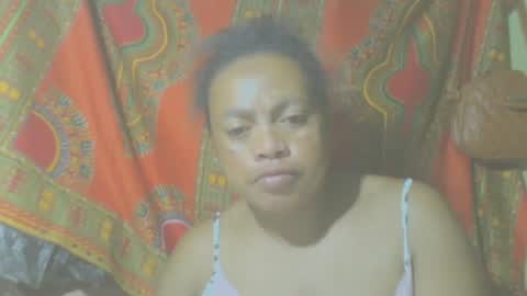 Snapshot of carinesexy69 chatting on February 2025 03:18:02 AM carinesexy69 online show from February 2025 03:18:02 AM