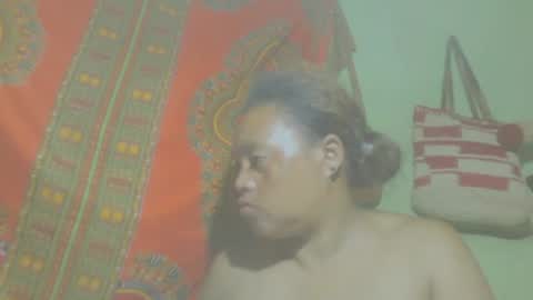 Snapshot of carinesexy69 chatting on February 2025 09:22:01 PM carinesexy69 online show from February 2025 09:22:01 PM