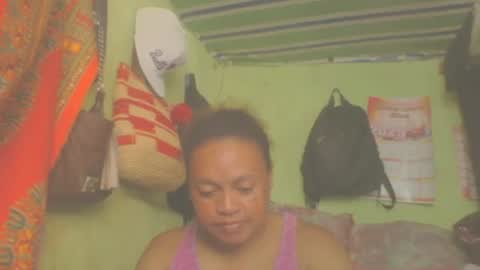 Snapshot of carinesexy69 chatting on February 2025 08:50:02 AM carinesexy69 online show from February 2025 08:50:02 AM