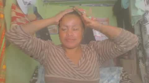 Snapshot of carinesexy69 chatting on March 2025 10:34:02 AM carinesexy69 online show from March 2025 10:34:02 AM