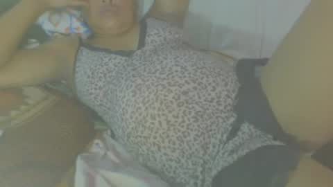 Snapshot of carinesexy69 chatting on October 2025 10:46:02 AM carinesexy69 online show from October 2025 10:46:02 AM