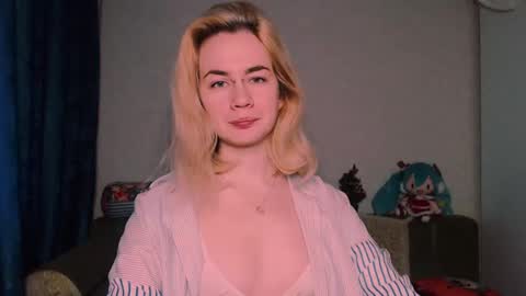 Carin online show from February 2025 05:52:01 AM