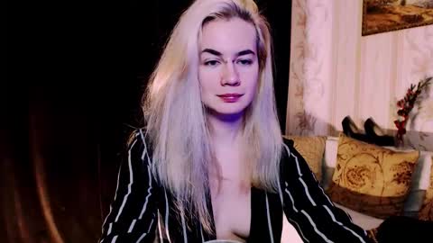 Carin online show from December 2025 08:34:01 AM