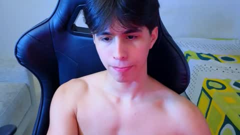 carl_dixon online show from November 2025 11:07:02 PM