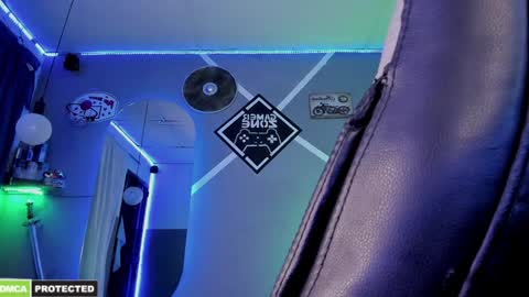 Snapshot of carl_smithh chatting on January 2025 05:05:01 AM Carl online show from January 2025 05:05:01 AM