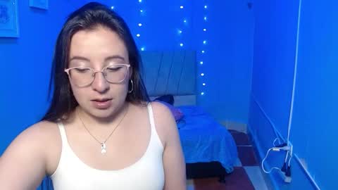 carla_999 online show from December 2025 01:41:02 PM