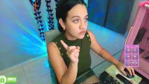 Carla online show from October 2025 11:20:01 PM