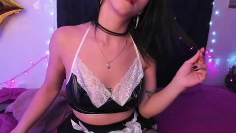 Snapshot of carla_smith__ chatting on December 2024 04:01:02 AM Carla online show from December 2024 04:01:02 AM