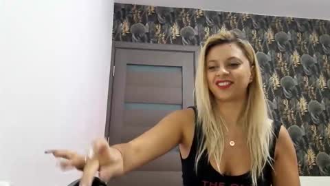 Snapshot of carlastacefun chatting on October 2025 05:16:02 AM CarlaStaceFun online show from October 2025 05:16:02 AM