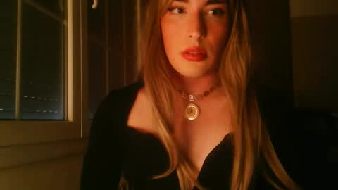 carlasucker online show from October 2025 05:14:02 PM