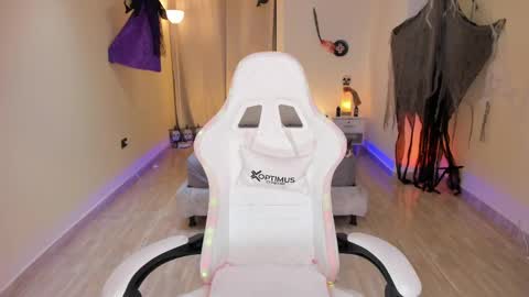 Alejandra online show from October 2025 12:44:01 AM