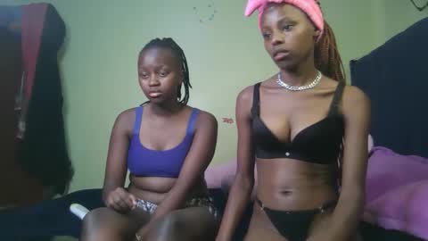 carlex_ online show from October 2025 09:49:02 PM