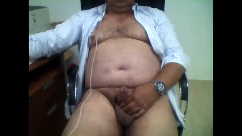 carlos8711 online show from February 2025 02:00:01 PM