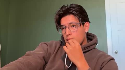 carlos online show from December 2025 04:23:02 PM