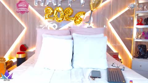 Carla Carla  I am sensual goddes and i was born for loveworshipping and enjoyment. online show from January 2026 04:09:01 PM