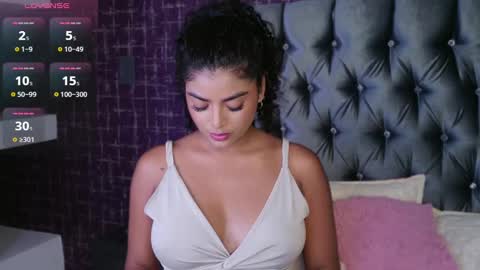 Snapshot of carly_monroe_ chatting on September 2025 10:44:01 PM Carly Monroe  online show from September 2025 10:44:01 PM