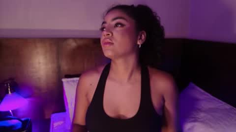 Snapshot of carly_monroe_ chatting on October 2025 10:12:02 PM Carly Monroe  online show from October 2025 10:12:02 PM