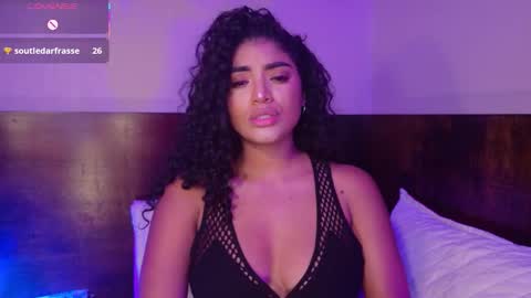 Snapshot of carly_monroe_ chatting on October 2025 10:43:02 PM Carly Monroe  online show from October 2025 10:43:02 PM