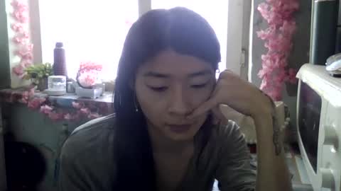 CarlyJoy online show from November 2025 08:37:01 AM