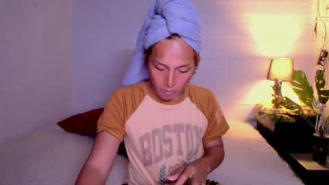 Carmella online show from November 2025 01:48:02 PM