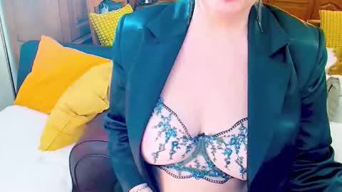 Carmen online show from February 2026 09:50:01 AM