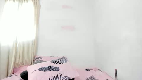 carmesix__ online show from November 2025 02:06:01 PM