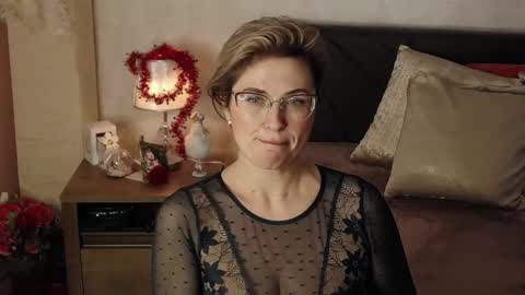 CaroJhones online show from January 2025 01:52:01 PM