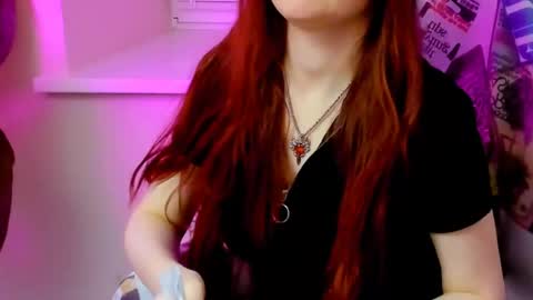 Snapshot of carol_carmen chatting on May 2026 12:16:02 AM Carol online show from May 2026 12:16:02 AM