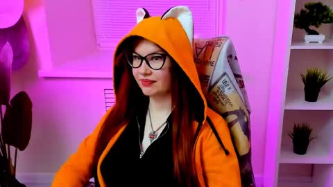 Snapshot of carol_carmen chatting on May 2026 12:22:02 PM Carol online show from May 2026 12:22:02 PM