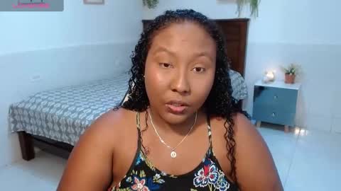 Snapshot of caroldelatorre chatting on October 2025 07:33:02 PM Carol de la torre online show from October 2025 07:33:02 PM