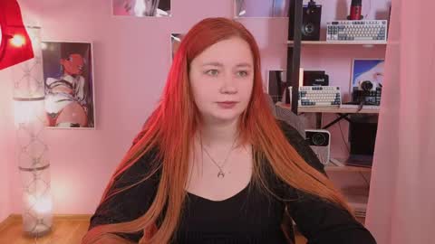 Snapshot of carolina_winter chatting on June 2026 05:42:01 AM Mira online show from June 2026 05:42:01 AM