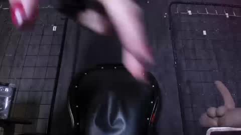 carolina online show from November 2025 08:30:01 PM